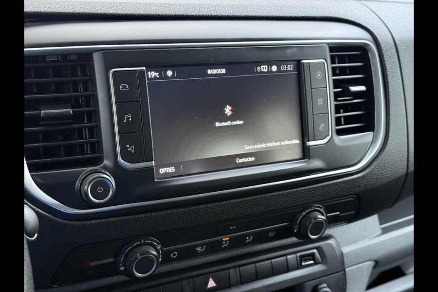 Opel Vivaro E L2H1 9-Persoons SOH 99% 50kWh Trekhaak Navi Airco Apple Carplay Android Auto Pdc Cruise Control Led Schuifdeur Isofix Bluetooth Dealeronderhouden 1e Eigenaar Origineel Nederlandse Bus
