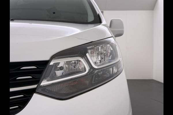 Opel Vivaro E L2H1 9-Persoons SOH 99% 50kWh Trekhaak Navi Airco Apple Carplay Android Auto Pdc Cruise Control Led Schuifdeur Isofix Bluetooth Dealeronderhouden 1e Eigenaar Origineel Nederlandse Bus