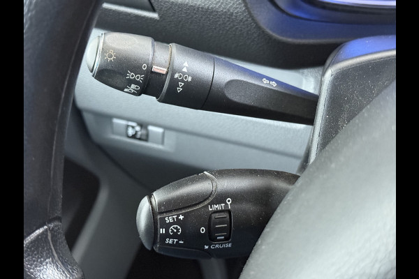 Opel Vivaro E L2H1 9-Persoons SOH 99% 50kWh Trekhaak Navi Airco Apple Carplay Android Auto Pdc Cruise Control Led Schuifdeur Isofix Bluetooth Dealeronderhouden 1e Eigenaar Origineel Nederlandse Bus