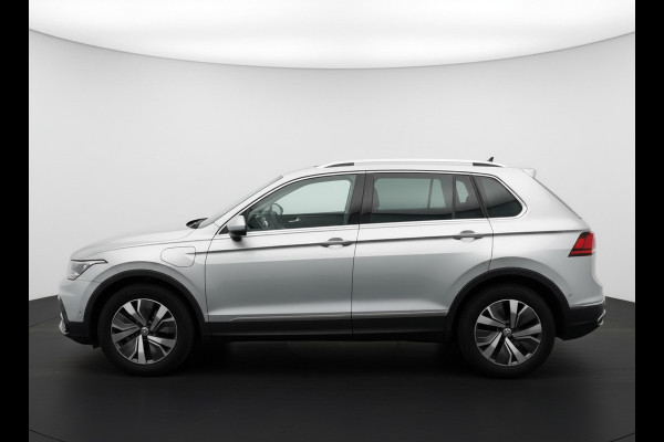 Volkswagen Tiguan e-Hybrid 245PK DSG ELEGANCE TREKHAAK/HEAD-UP/VIRTUAL/360CAMERA