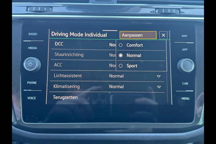 Volkswagen Tiguan e-Hybrid 245PK DSG ELEGANCE TREKHAAK/HEAD-UP/VIRTUAL/360CAMERA