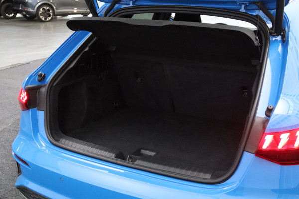 Audi A3 Sportback 35 TFSI 150 PK Automaat Edition One S-Line, Adap. Cruise Control, B&O sound, Stoelverwarming,