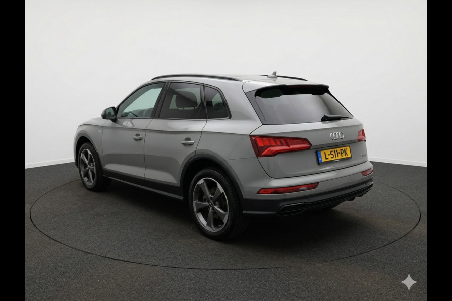 Audi Q5 2.0 TFSI quattro Sport S Line Black Edition 252pk | Panoramdak Diamond Stitching | Luchtvering | Voorstoelen en achterbank verwarmbaar | Matrix Led verlichting | Elektrisch verstelbare voorstoelen |