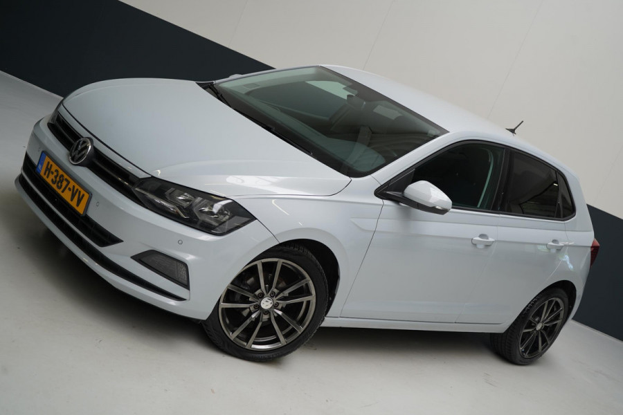 Volkswagen Polo 1.0 TSi 95pk Comfortline 5-drs | Keyless | Parkeersensoren | Carplay | Cruise control | Lm velgen