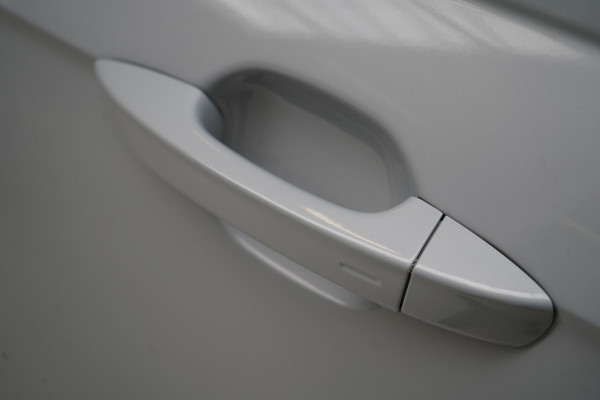 Volkswagen Polo 1.0 TSi 95pk Comfortline 5-drs | Keyless | Parkeersensoren | Carplay | Cruise control | Lm velgen