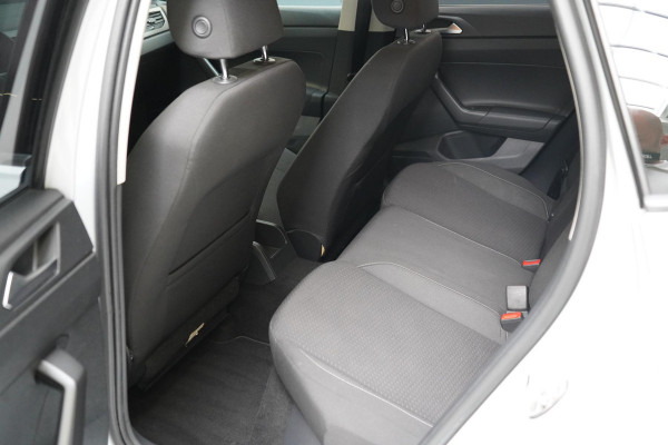 Volkswagen Polo 1.0 TSi 95pk Comfortline 5-drs | Keyless | Parkeersensoren | Carplay | Cruise control | Lm velgen