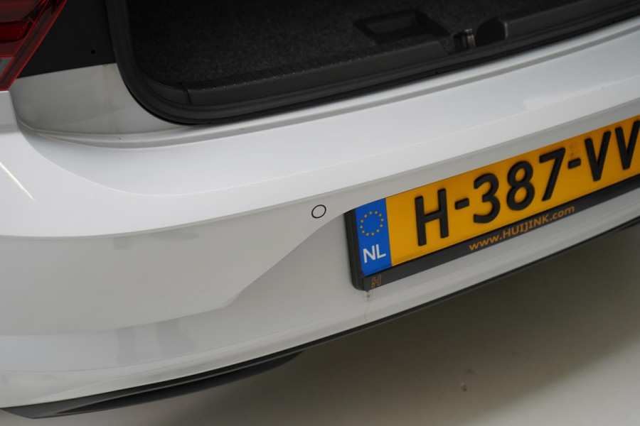Volkswagen Polo 1.0 TSi 95pk Comfortline 5-drs | Keyless | Parkeersensoren | Carplay | Cruise control | Lm velgen