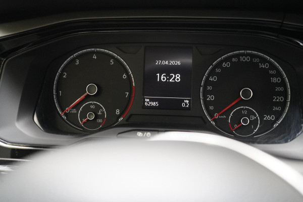 Volkswagen Polo 1.0 TSi 95pk Comfortline 5-drs | Keyless | Parkeersensoren | Carplay | Cruise control | Lm velgen