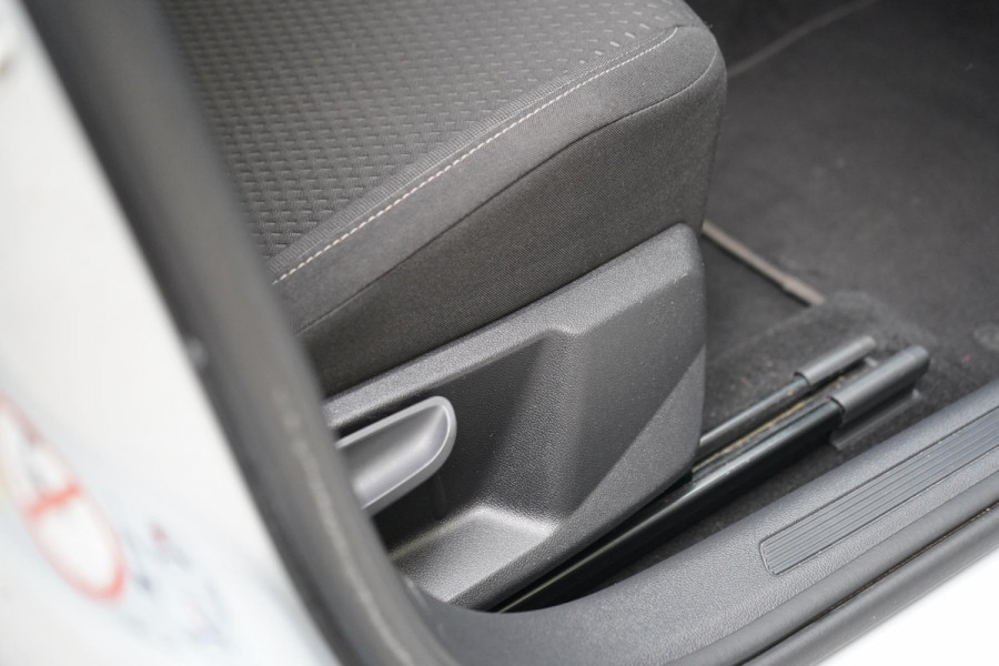 Volkswagen Polo 1.0 TSi 95pk Comfortline 5-drs | Keyless | Parkeersensoren | Carplay | Cruise control | Lm velgen