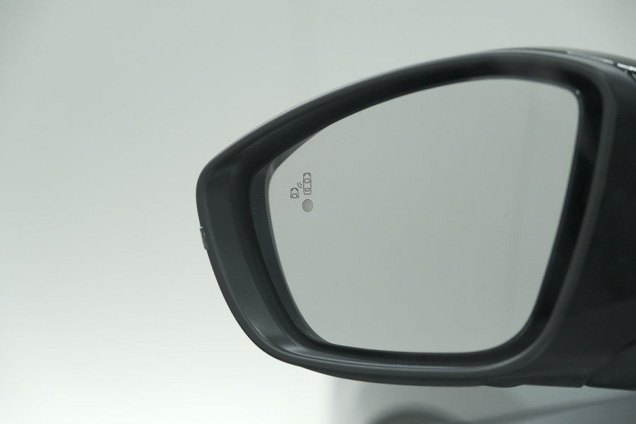 Peugeot 2008 PureTech 130 EAT8 Allure | 360 Camera | Adaptieve Cruise Control | Dodehoekdetectie