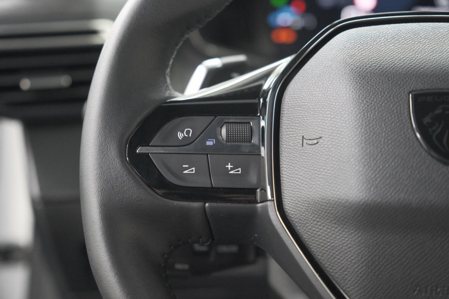 Peugeot 2008 PureTech 130 EAT8 Allure | 360 Camera | Adaptieve Cruise Control | Dodehoekdetectie