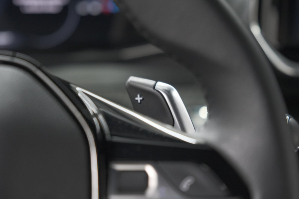 Peugeot 2008 PureTech 130 EAT8 Allure | 360 Camera | Adaptieve Cruise Control | Dodehoekdetectie