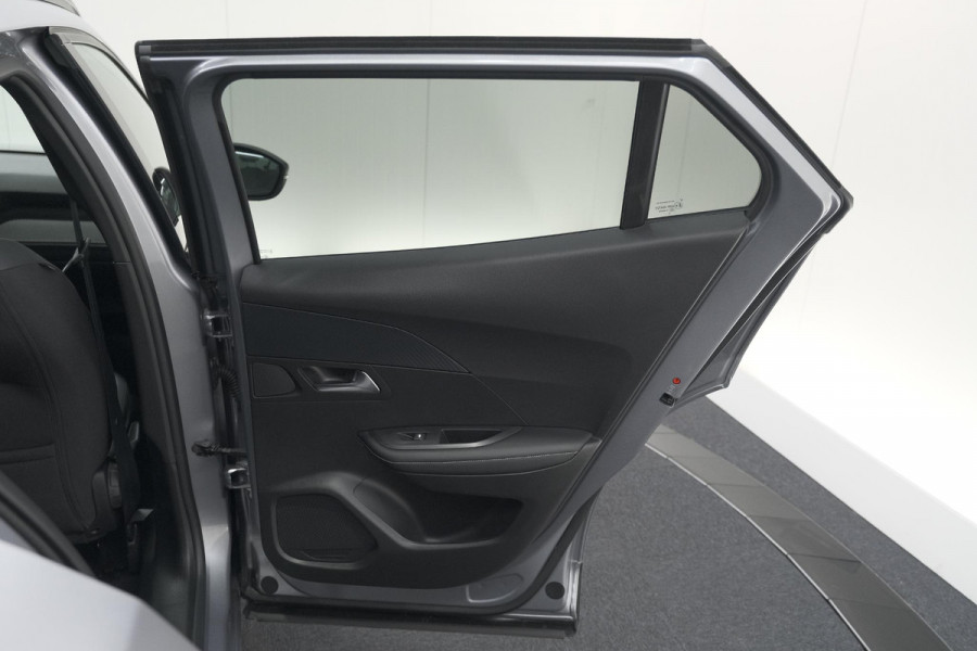 Peugeot 2008 PureTech 130 EAT8 Allure | 360 Camera | Adaptieve Cruise Control | Dodehoekdetectie