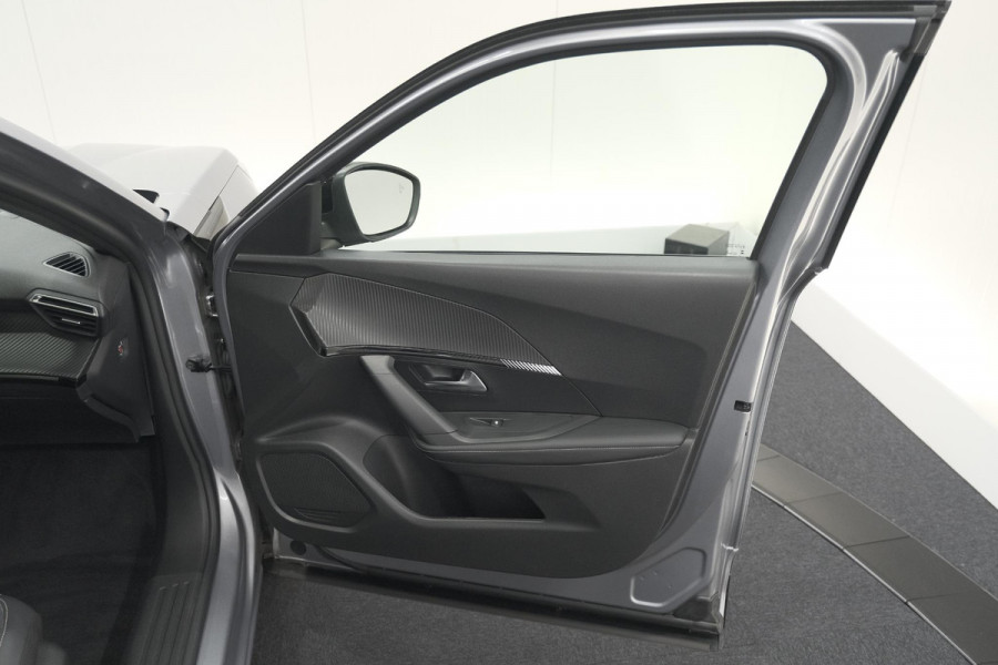 Peugeot 2008 PureTech 130 EAT8 Allure | 360 Camera | Adaptieve Cruise Control | Dodehoekdetectie