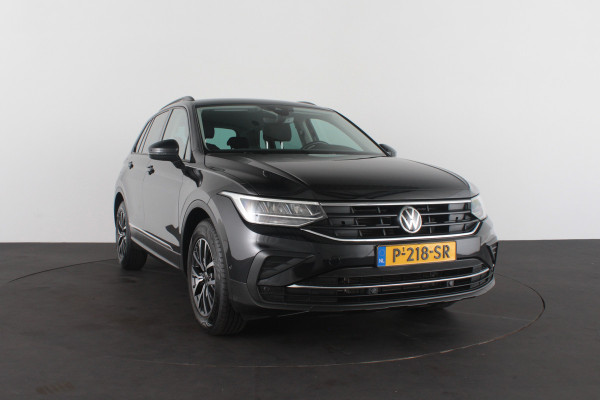 Volkswagen Tiguan 1.5 TSI Life Business > Camera/Trekhaak/Winterpakket/17inch/ACC...