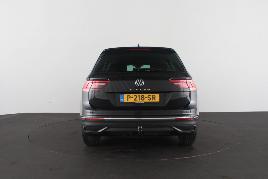 Volkswagen Tiguan 1.5 TSI Life Business > Camera/Trekhaak/Winterpakket/17inch/ACC...
