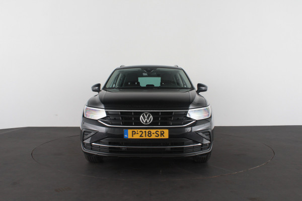Volkswagen Tiguan 1.5 TSI Life Business > Camera/Trekhaak/Winterpakket/17inch/ACC...