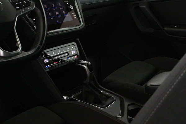 Volkswagen Tiguan 1.5 TSI Life Business > Camera/Trekhaak/Winterpakket/17inch/ACC...