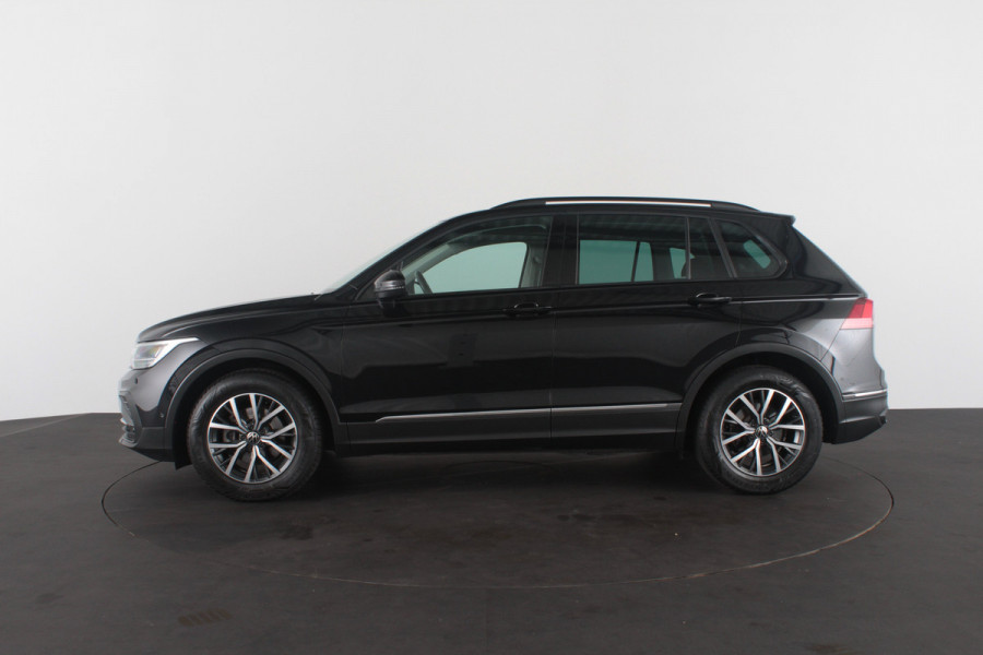Volkswagen Tiguan 1.5 TSI Life Business > Camera/Trekhaak/Winterpakket/17inch/ACC...