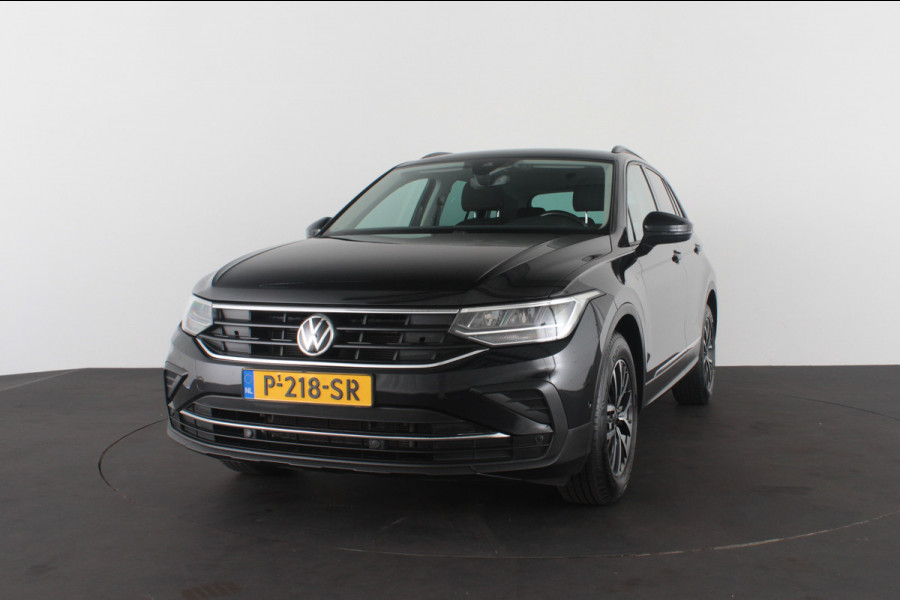 Volkswagen Tiguan 1.5 TSI Life Business > Camera/Trekhaak/Winterpakket/17inch/ACC...