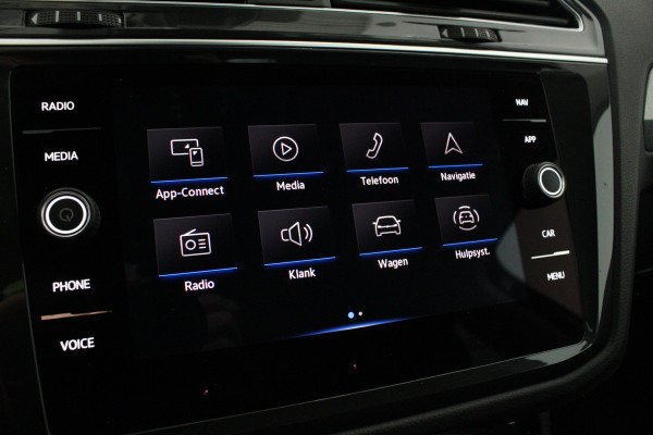 Volkswagen Tiguan 1.5 TSI Life Business > Camera/Trekhaak/Winterpakket/17inch/ACC...