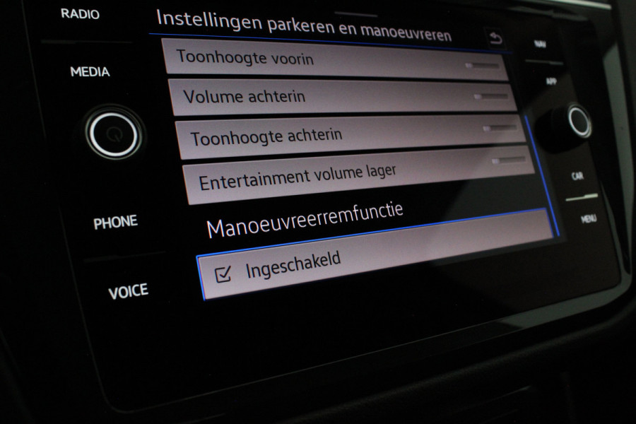 Volkswagen Tiguan 1.5 TSI Life Business > Camera/Trekhaak/Winterpakket/17inch/ACC...