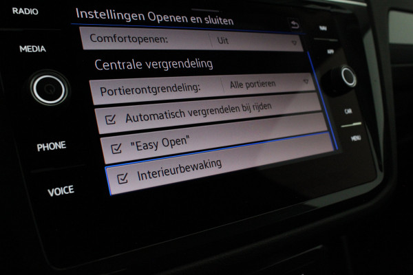 Volkswagen Tiguan 1.5 TSI Life Business > Camera/Trekhaak/Winterpakket/17inch/ACC...