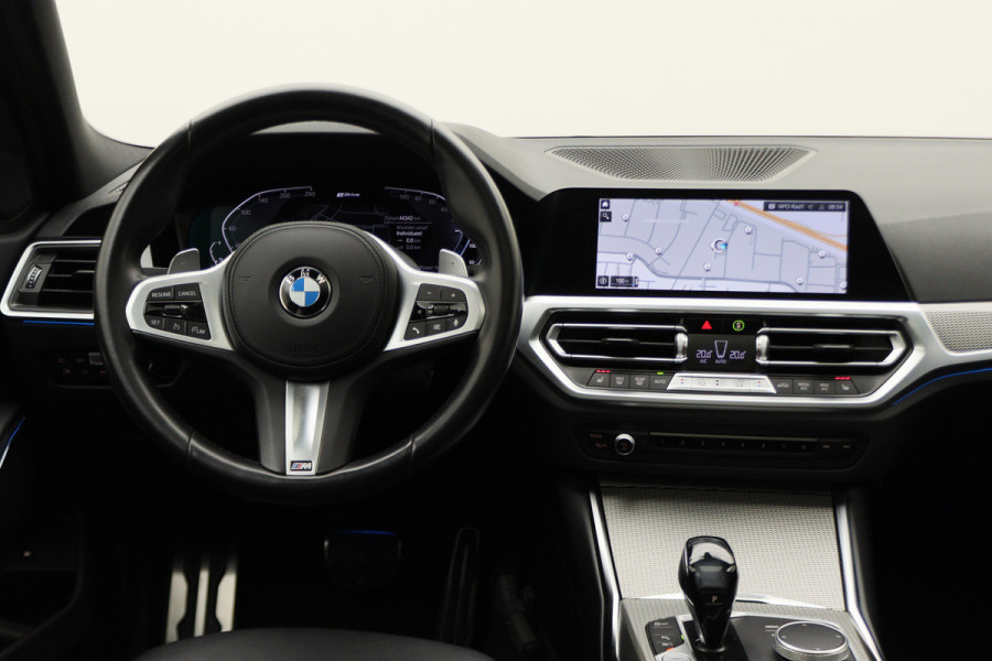 BMW 3-serie 320e Business Edition Plus M Sport Laser LED, Leer, Schuif-/kanteldak, Apple Carplay, Trekhaak elektr., 19"