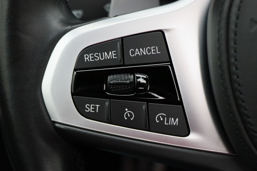 BMW 3-serie 320e Business Edition Plus M Sport Laser LED, Leer, Schuif-/kanteldak, Apple Carplay, Trekhaak elektr., 19"