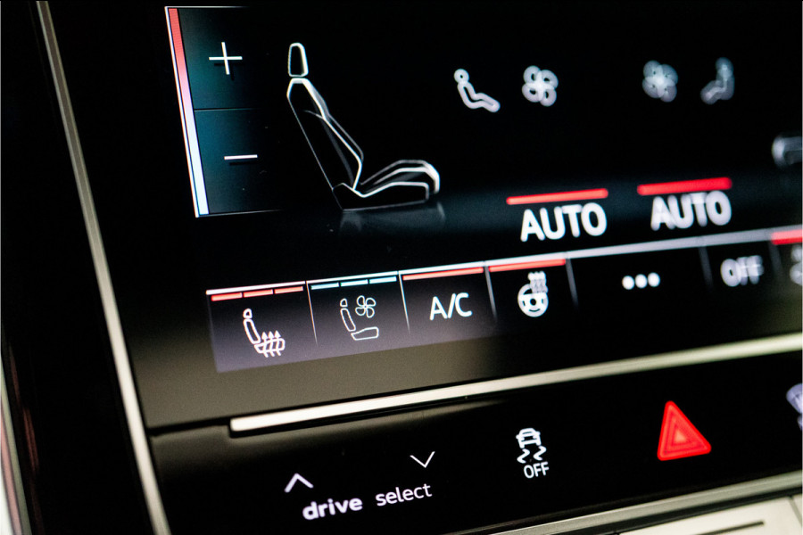 Audi Q8 60 TFSI E Quattro S-Edition Competition 490PK FACELIFT | Pano | B&O | Vierwielsturing | VOL! 4 JAAR FABRIEKSGARANTIE