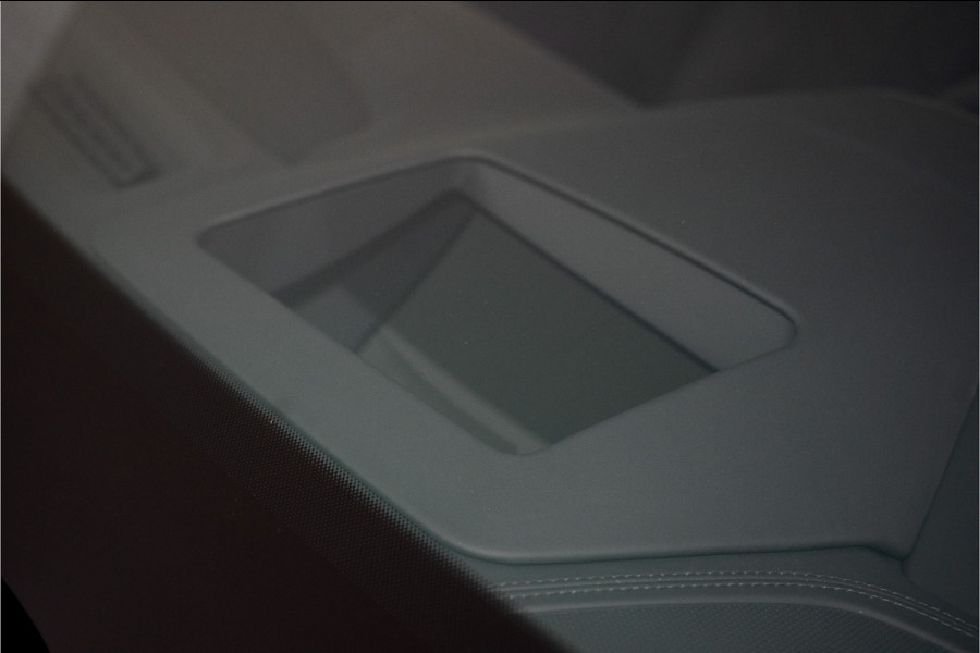 Audi Q8 60 TFSI E Quattro S-Edition Competition 490PK FACELIFT | Pano | B&O | Vierwielsturing | VOL! 4 JAAR FABRIEKSGARANTIE