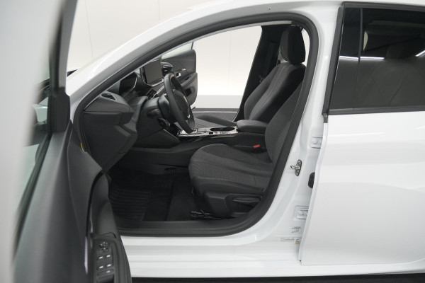 Peugeot e-208 EV Allure 50 kWh | 11 KW Laadfunctie | Apple Carplay | Parkeersensoren