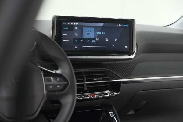 Peugeot e-208 EV Allure 50 kWh | 11 KW Laadfunctie | Apple Carplay | Parkeersensoren