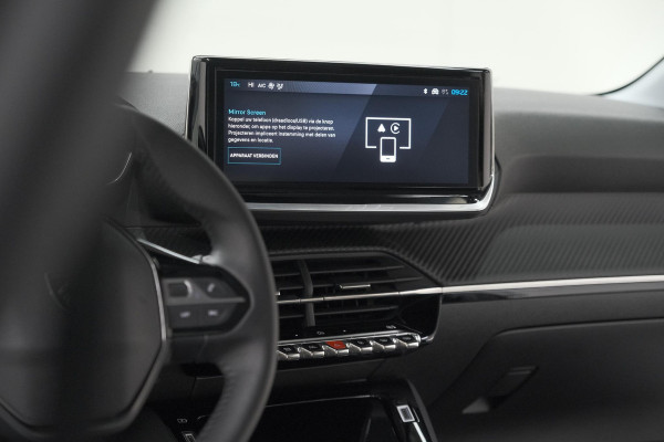 Peugeot e-208 EV Allure 50 kWh | 11 KW Laadfunctie | Apple Carplay | Parkeersensoren
