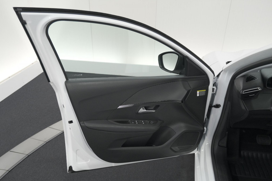 Peugeot e-208 EV Allure 50 kWh | 11 KW Laadfunctie | Apple Carplay | Parkeersensoren