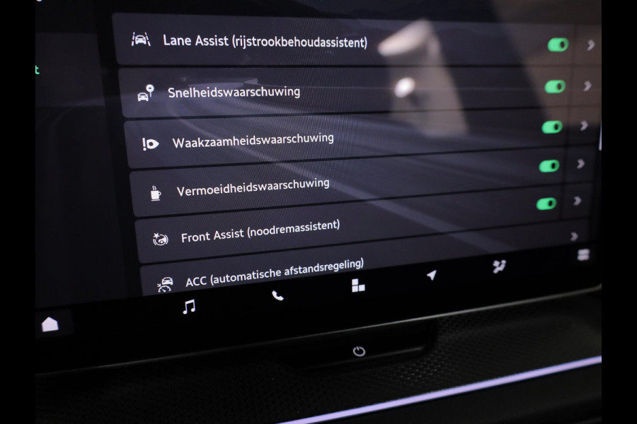 Škoda Kodiaq 1.5 TSI MHEV Tour Edition 150PK DSG| 18'LM-velgen| Camera| Dodehoek| LED | el. klep