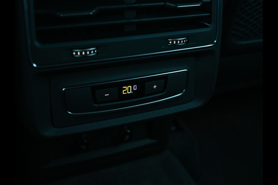 Audi Q8 55 TFSI e quattro Pro Line S | Styling pack | Panorama dak | Adaptive cruise | luchtvering | Camera | Trekhaak | Soft close