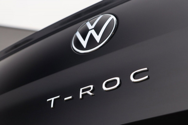 Volkswagen T-Roc 1.5 TSI ACT / PANODAK / VIRTUAL / ACC / MASSAGE / KEYLESS / CAMERA