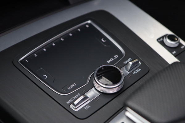 Audi Q5 45 TFSI 3x S-Line QUATTRO / PANODAK / VIRTUAL / KEYLESS / CAMERA / STOELVERW / DEALER SERVICE!