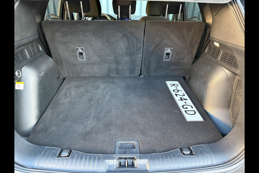 Ford Kuga 1.5 EcoBoost ST-Line | Trekhaak wegkl. | Stuur & Stoel verw. | Elk. A-klep | Camera | Prijs Rijklaar!!