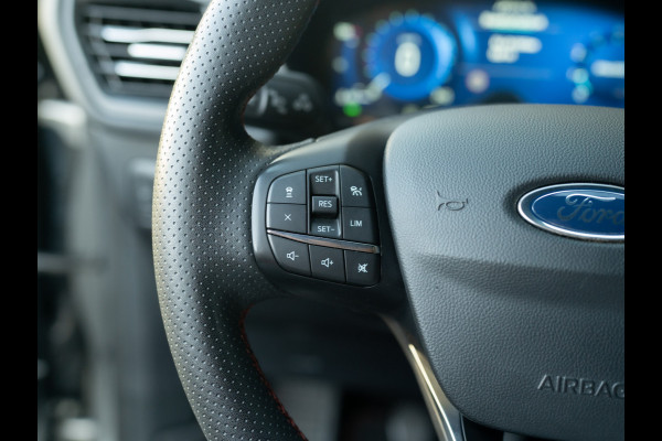 Ford Kuga 1.5 EcoBoost ST-Line | Trekhaak wegkl. | Stuur & Stoel verw. | Elk. A-klep | Camera | Prijs Rijklaar!!