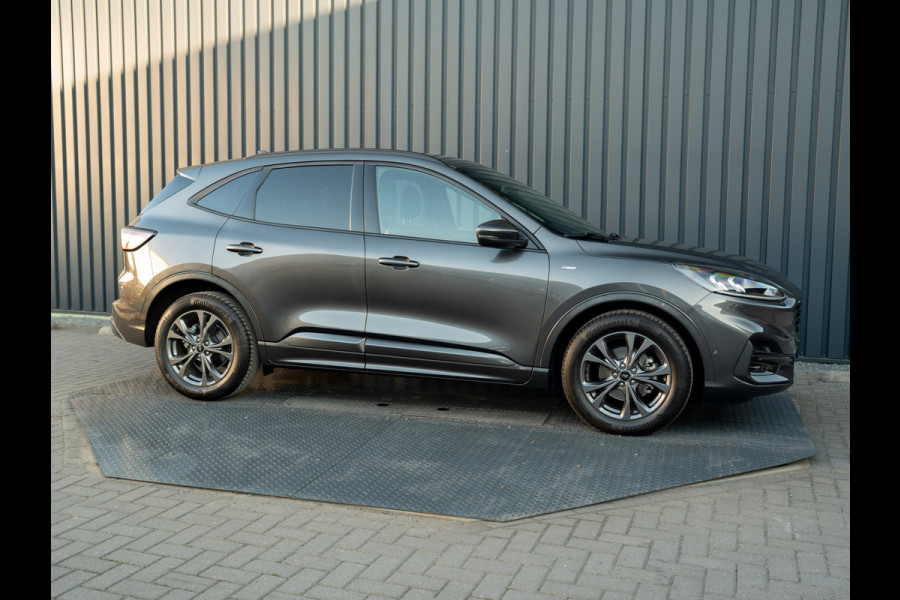 Ford Kuga 1.5 EcoBoost ST-Line | Trekhaak wegkl. | Stuur & Stoel verw. | Elk. A-klep | Camera | Prijs Rijklaar!!