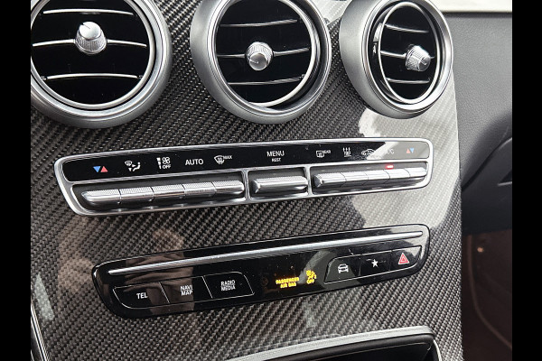 Mercedes-Benz GLC 300 e 4MATIC Premium Plus | AMG-LIne Interieur | AMG-Line Exterieur | Achteruitrijcamera | Multispaaks velgen | Nightpakket | Sfeerverlichting | Trekhaak | 24 Maanden Mercedes-Benz Certified Garantie