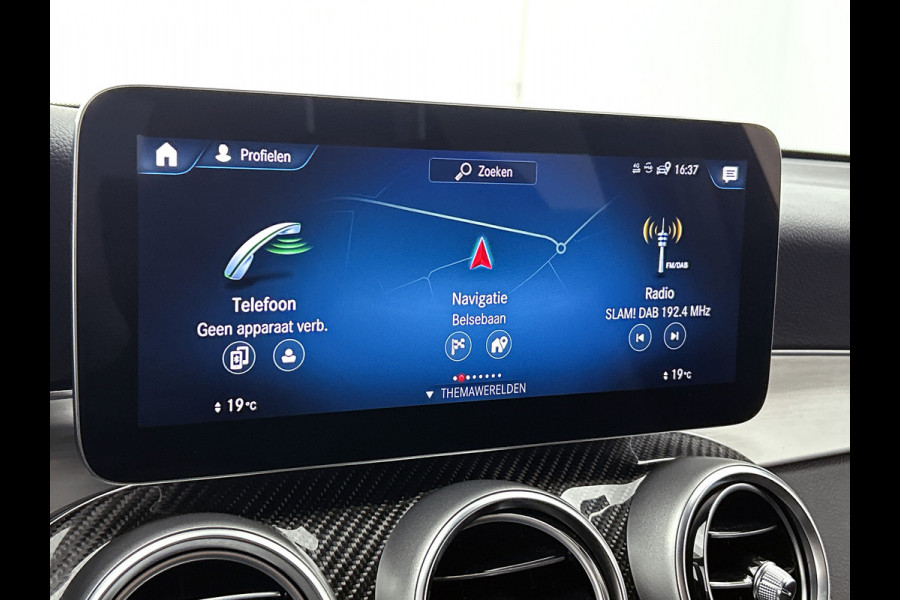 Mercedes-Benz GLC 300 e 4MATIC Premium Plus | AMG-LIne Interieur | AMG-Line Exterieur | Achteruitrijcamera | Multispaaks velgen | Nightpakket | Sfeerverlichting | Trekhaak | 24 Maanden Mercedes-Benz Certified Garantie