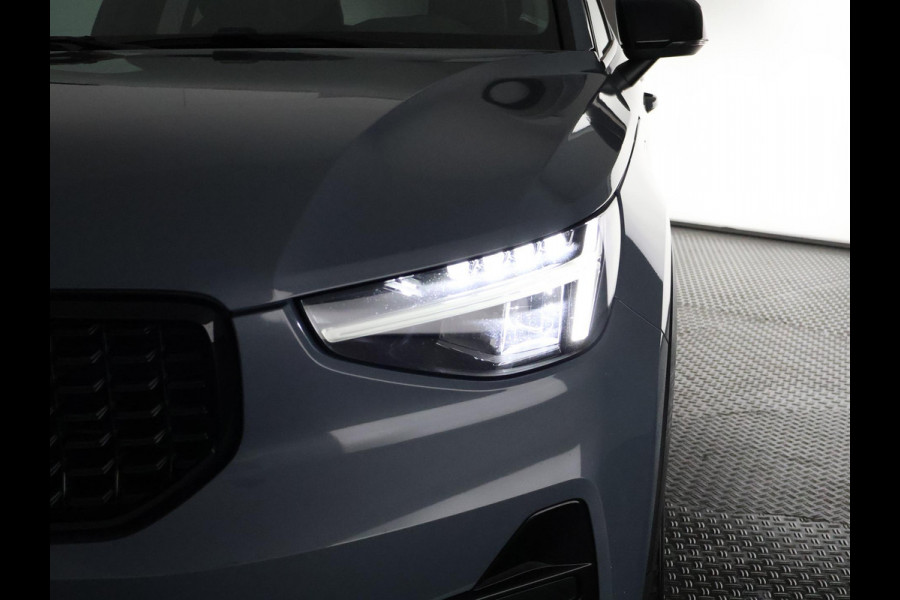 Volvo XC40 1.5 T5 PLUG-IN HYBRID+ DARK. ACCU 90% GAR. 9-2032* TREKHAAK . DODE HOEKDETECTIE . HARMAN KARDON . STUUR & STOELVERWARMING .