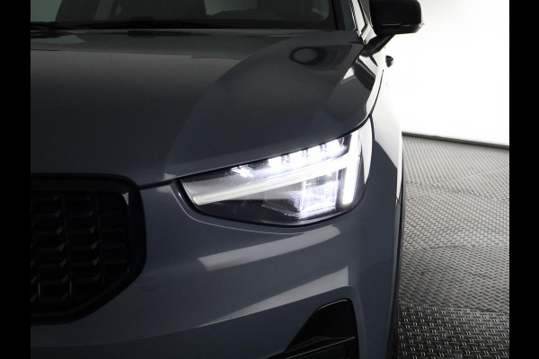 Volvo XC40 1.5 T5 PLUG-IN HYBRID+ DARK. ACCU 90% GAR. 9-2032* TREKHAAK . DODE HOEKDETECTIE . HARMAN KARDON . STUUR & STOELVERWARMING .