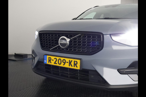 Volvo XC40 1.5 T5 PLUG-IN HYBRID+ DARK. ACCU 90% GAR. 9-2032* TREKHAAK . DODE HOEKDETECTIE . HARMAN KARDON . STUUR & STOELVERWARMING .
