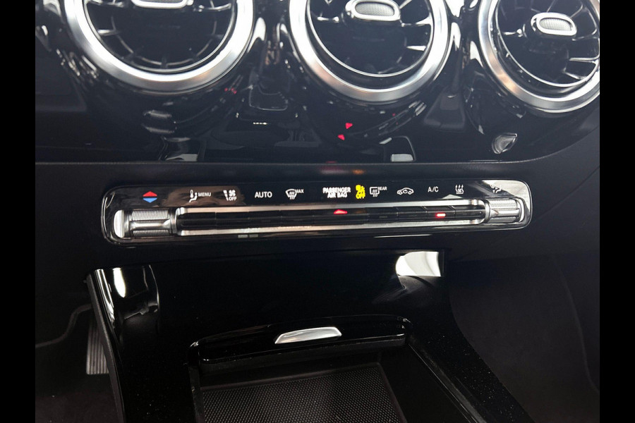 Mercedes-Benz A-Klasse 250 e Black Line WIDE-SCREEN | NAVI | STOF-LEDER