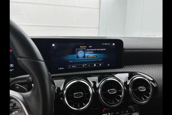 Mercedes-Benz A-Klasse 250 e Black Line WIDE-SCREEN | NAVI | STOF-LEDER