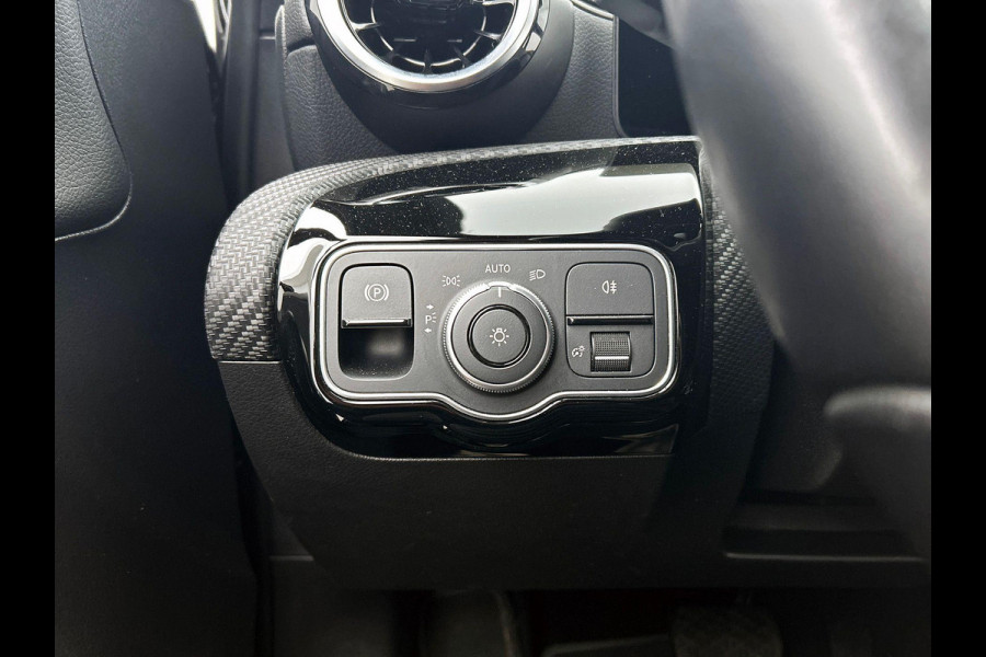 Mercedes-Benz A-Klasse 250 e Black Line WIDE-SCREEN | NAVI | STOF-LEDER
